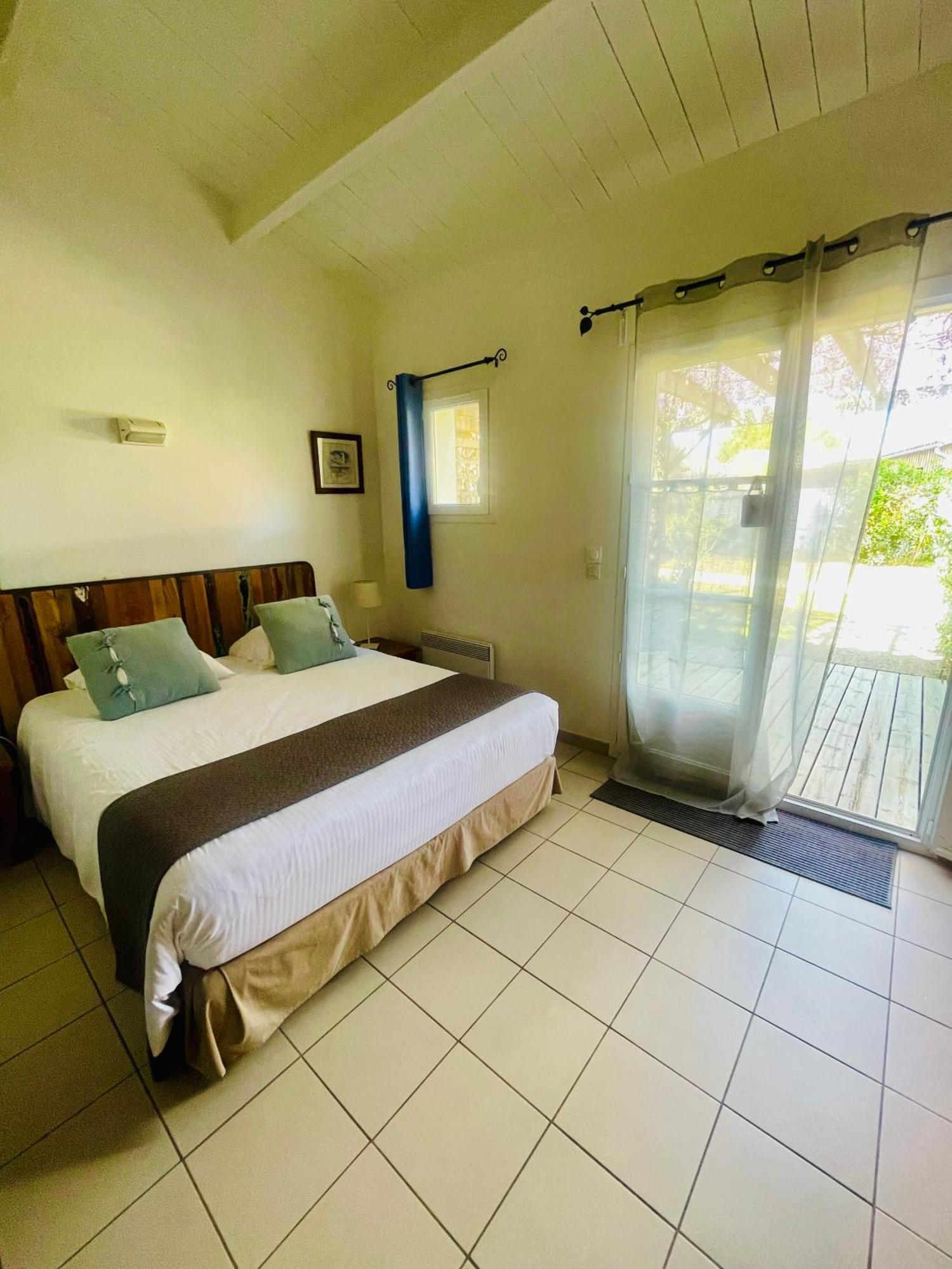 La Villa - Hotel Bien Etre Le Bois-Plage-en-Ré Екстериор снимка